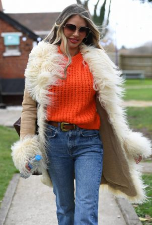 Chloe Sims - The Only Way is Essex TV show filming