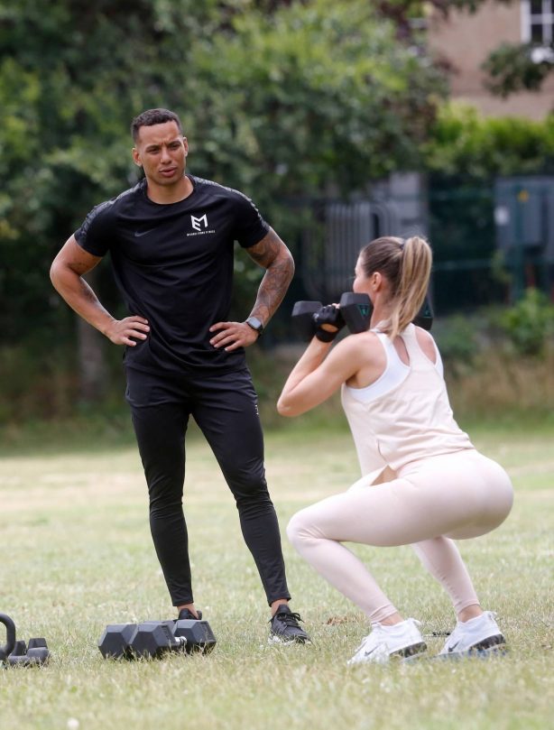Chloe Sims - Works out with her personal trainer Michael Evans