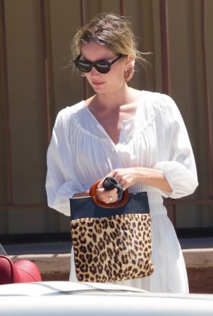 Chris Pine and Annabelle Wallis - out for coffee in Los Angeles