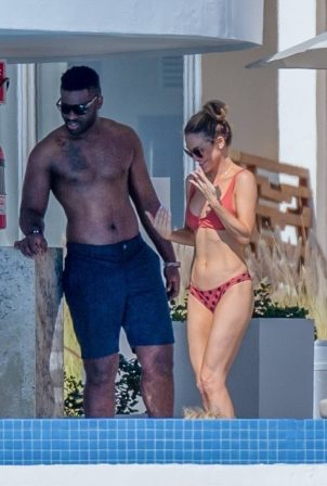 Chrishell Stause and Cassie Scerbo – In a bikinis with their boyfriends in Cabo San Lucas