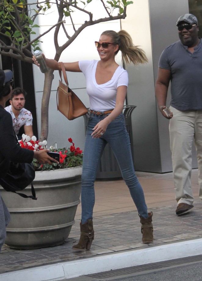 Chrissy Teigen in Tight Jeans out in West Hollywood