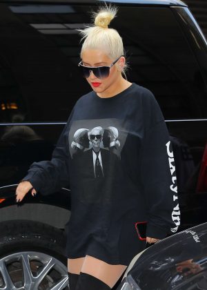 Christina Aguilera - Arrived at Radio City Music Hall in New York