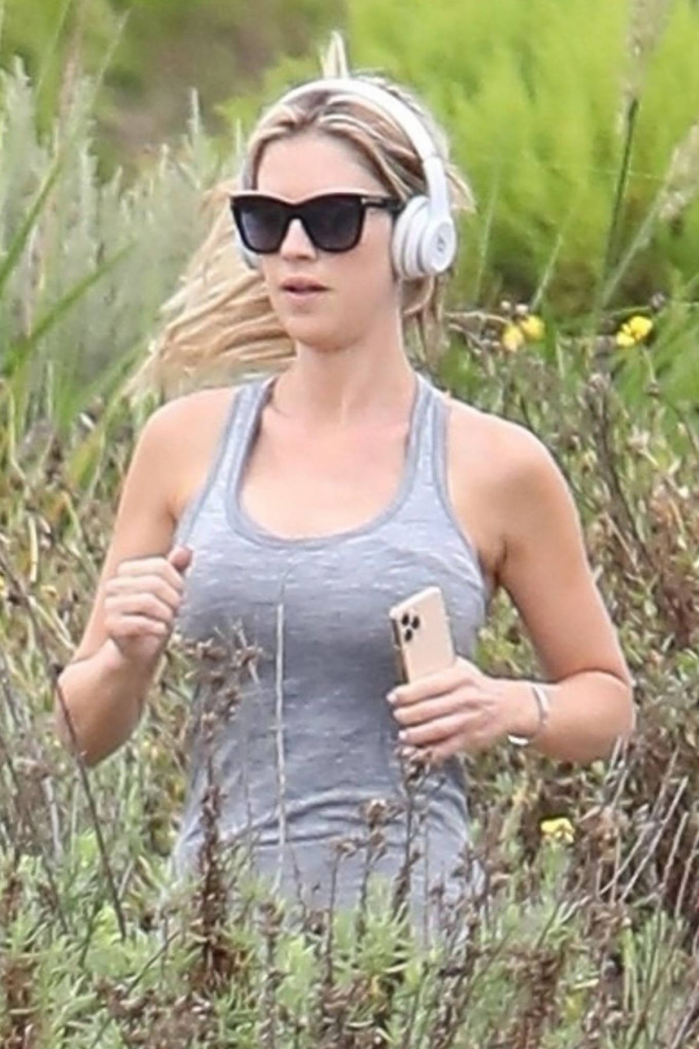 Christina Anstead â€“ Jogging out in Newport Beach
