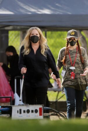 Christina Applegate - With Linda Cardellini filming new season of 'Dead to Me' in los Angeles