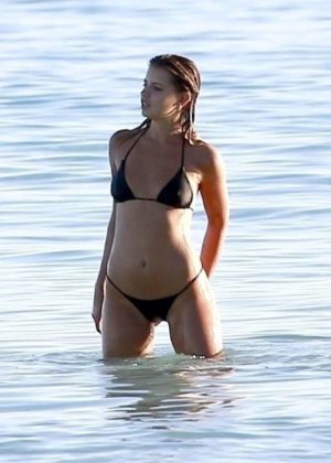 Christina Mendonca in Bikini and Swimsuit photoshoot in Cancun