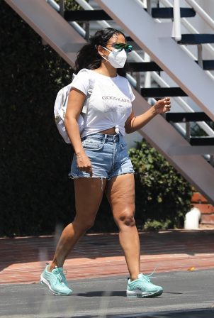 Christina Milian in Denim Shorts at Mauro's Cafe in West Hollywood