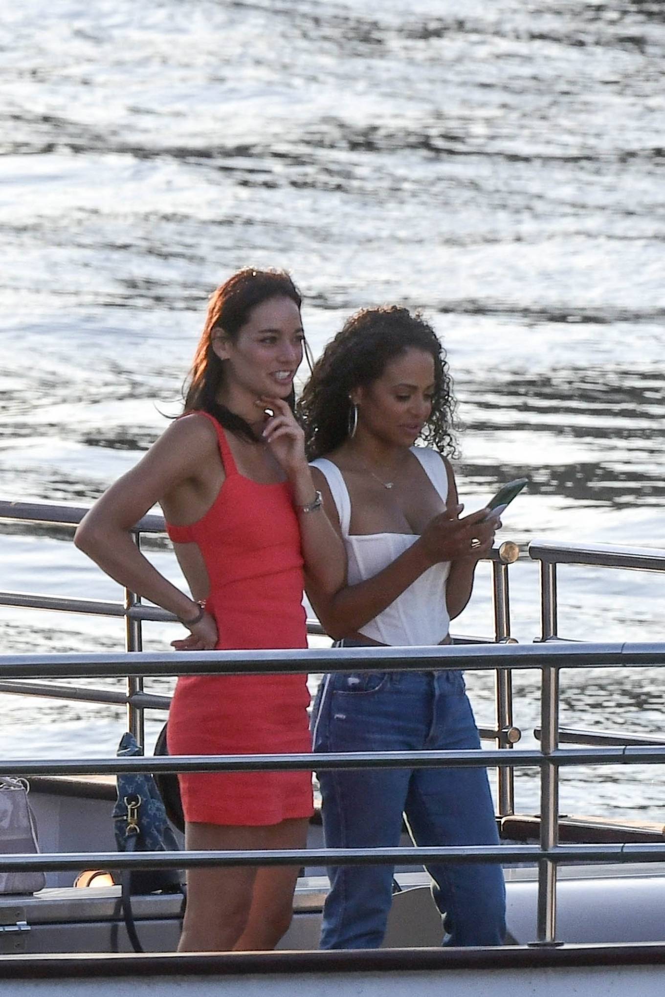Christina Milian - Spotted during a dinner cruise in Paris