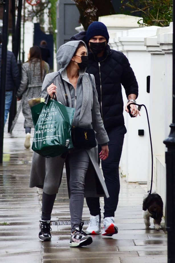 Christine Lampard - Shopping candids in Chelsea