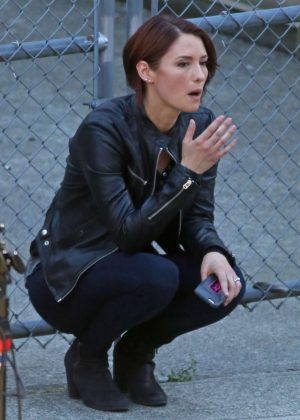Chyler Leigh on 'Supergirl' Set in Vancouver