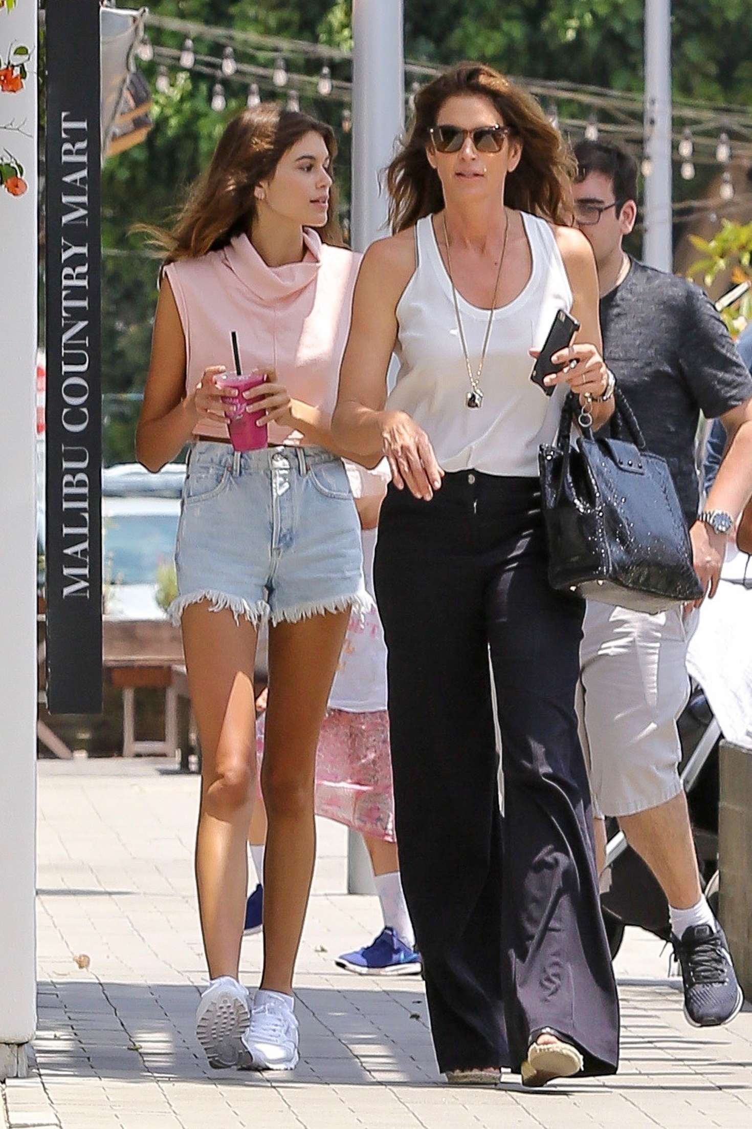 Cindy Crawford and Kaia Gerber out in Malibu -22 | GotCeleb