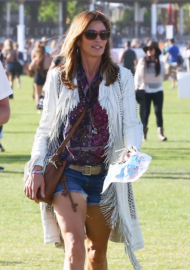 Cindy Crawford - Coachella Valley Music and Arts Festival 2016 in Indio