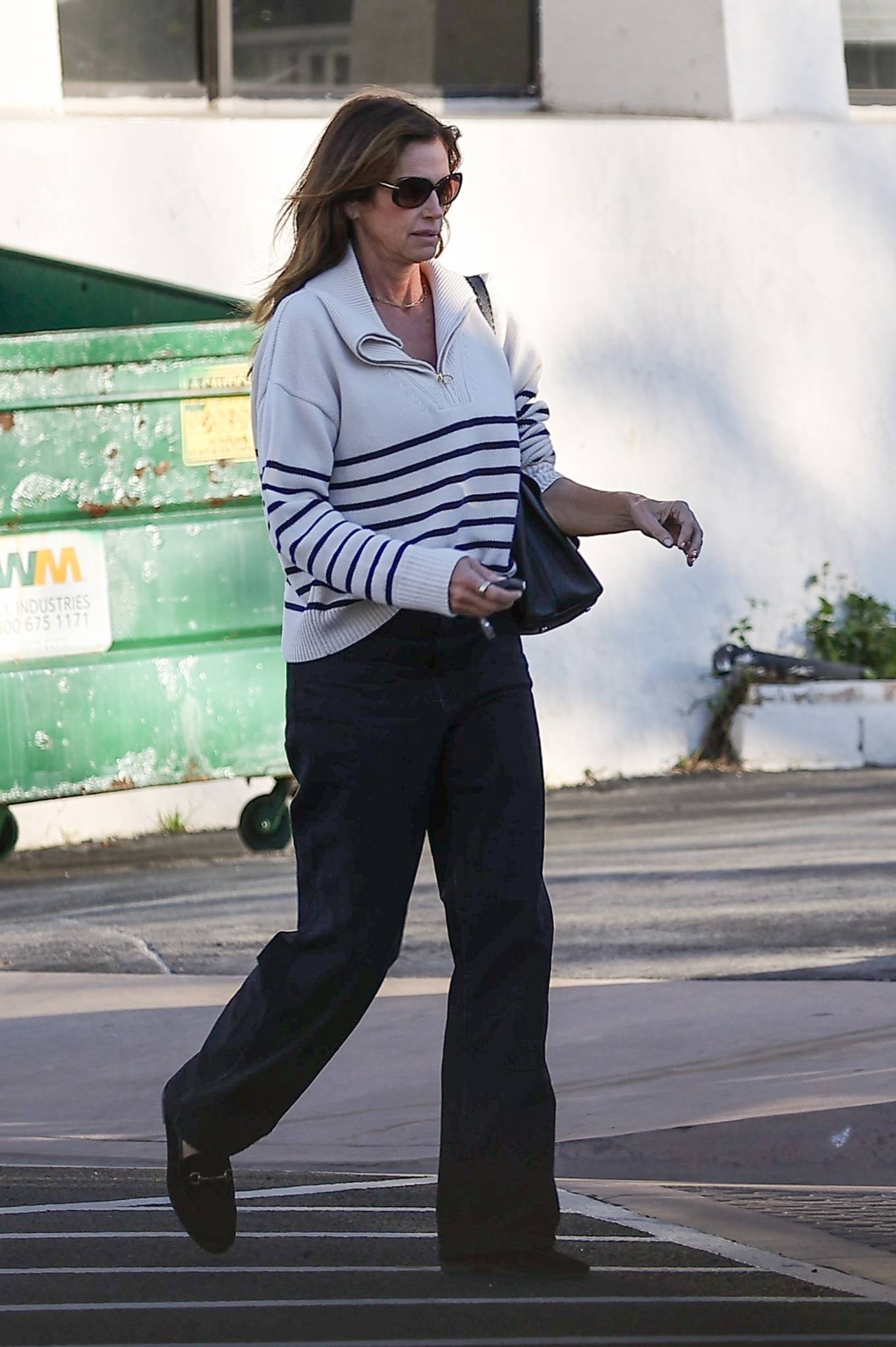 Cindy Crawford 2024 : Cindy Crawford – Spotted at office building in Malibu-20