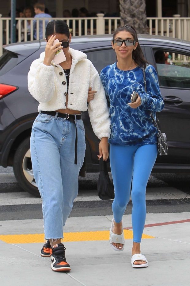 Cindy Kimberly and Chantel Jeffries - Out for lunch at Le Pain in West Hollywood