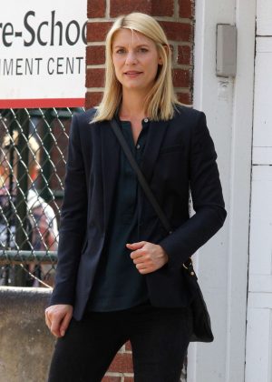 Claire Danes on the set of 'Homeland' in Brooklyn