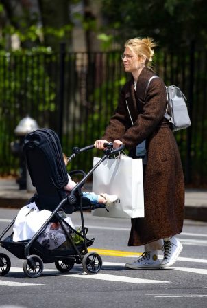 Claire Danes - Out In Soho New York