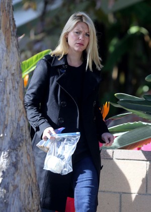 Claire Danes out in Venice Beach