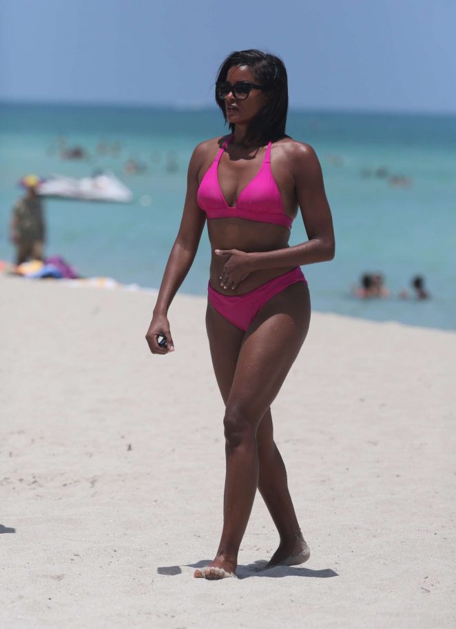 Claudia Jordan in Pink Bikini on Miami Beach