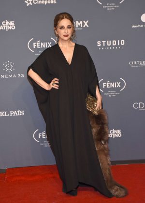 Claudia Ramirez - Fenix Awards 2016 in Mexico City