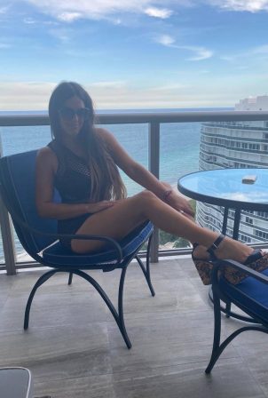 Claudia Romani - Possing at the St Regis resort in Bal Harbor
