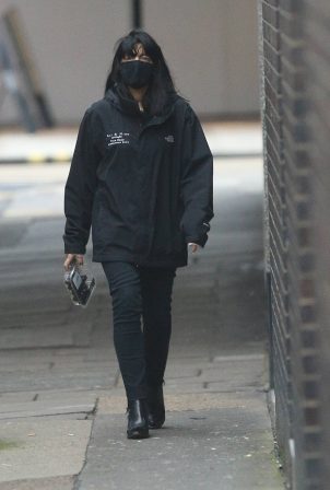 Claudia Winkleman - Leaving a Marks and Spencers shop in London