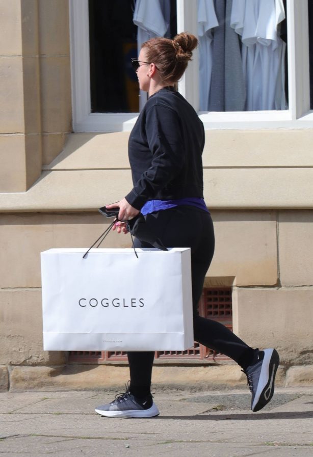 Coleen Rooney - Shopping in Cheshire