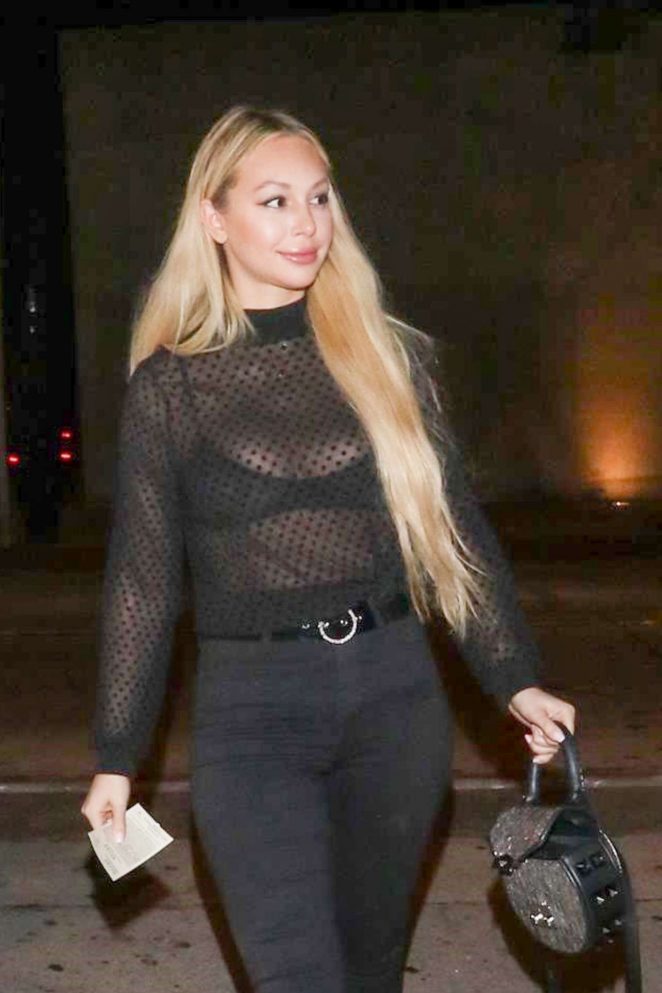 Corinne Olympios - Spotted at Craigs Restaurant in West Hollywood