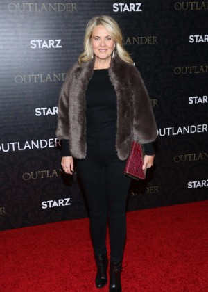 Cornelia Guest - 'Outlander' Season 2 Premiere in New York