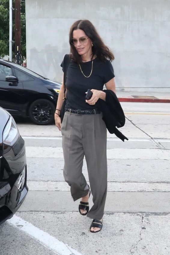 Courteney Cox - Arrives at Craig's Restaurant in West Hollywood