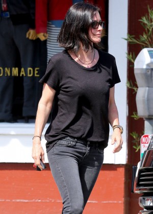 Courteney Cox in Tight Jeans Out for lunch in Brentwood