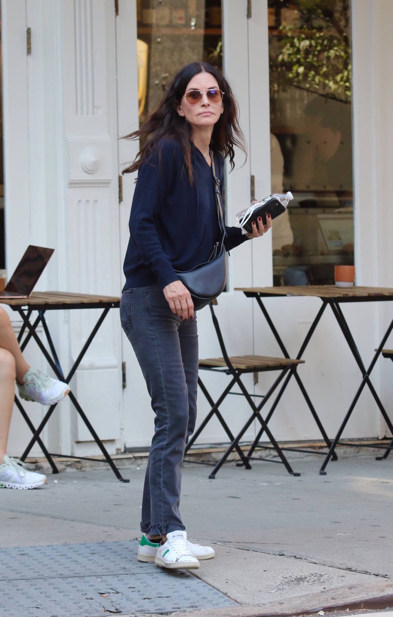 Courteney Cox - Steps out for lunch with friends in New York City