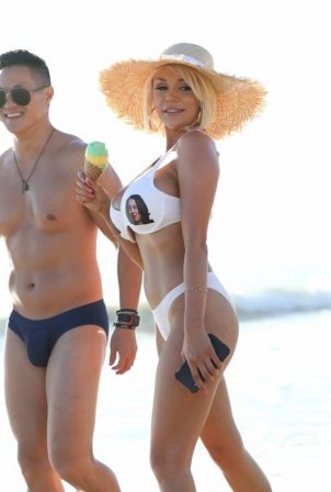 Courtney Stodden - In a bikini on the beach in Malibu