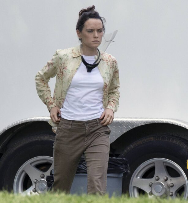 Daisy Ridley - On the set of her new movie 'The Marsh King's Daughter' in Toronto