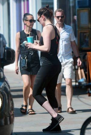 Daisy Ridley - Seen out in Notting Hill