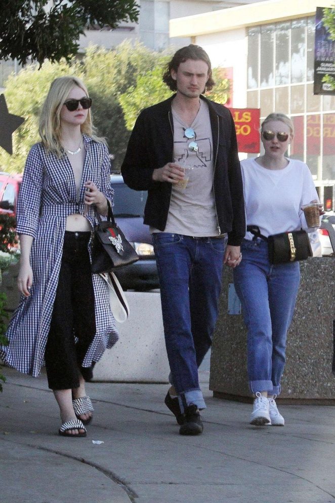 Dakota and Elle Fanning out for lunch in Studio City