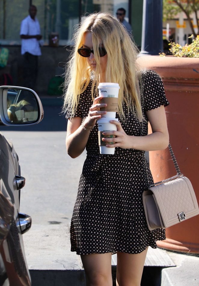 Dakota Fanning in Short Dress gets coffee in Studio City