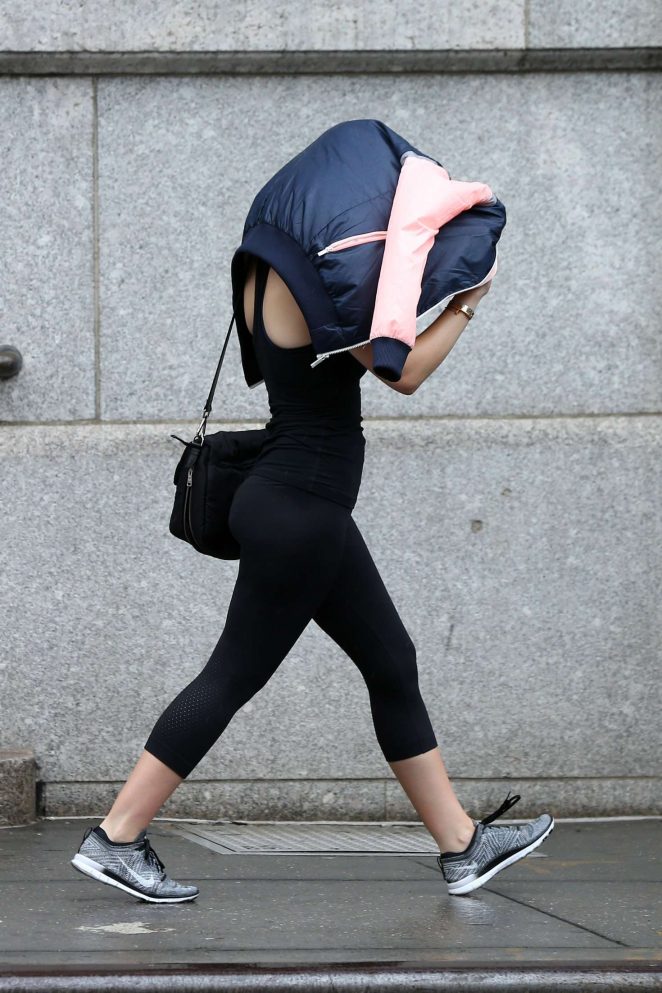 Dakota Fanning in Tights headed to the gym in New York City
