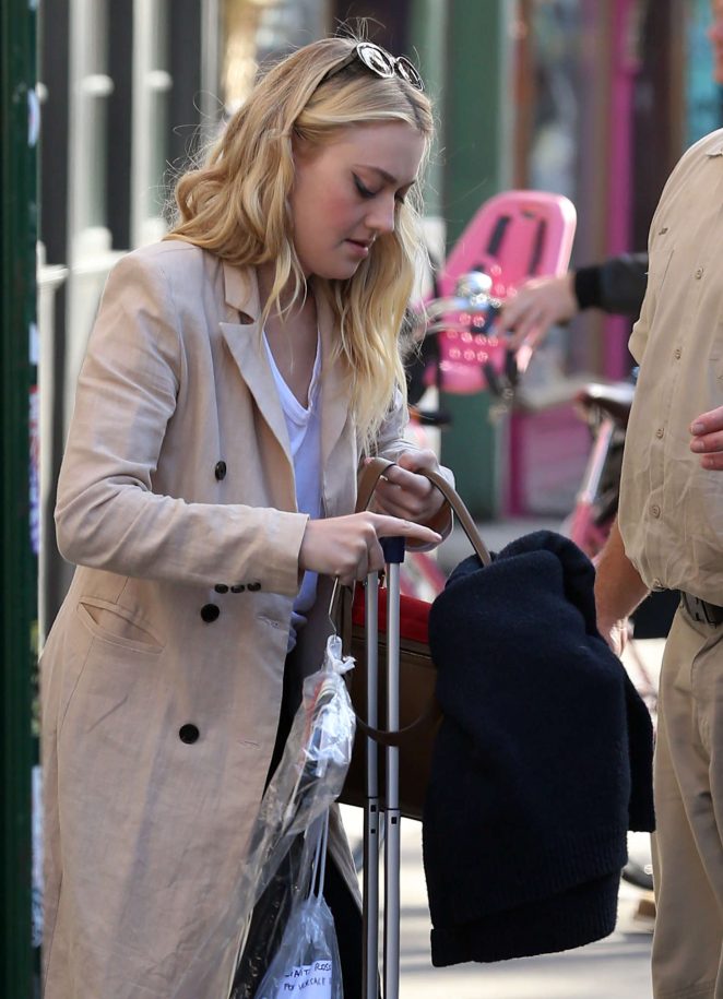 Dakota Fanning - Out and About in New York City