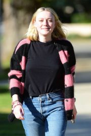Dakota Fanning - Spotted while out in Los Angeles