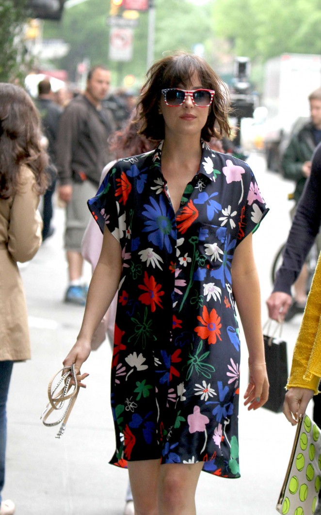 Dakota Johnson in Floral Dress Filming 'How To Be Single' set in NYC