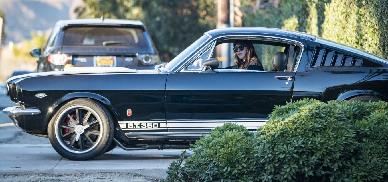 Dakota Johnson – Seen in her Mustang GT 350 in Malibu