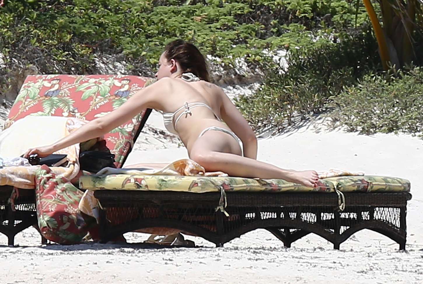 Dakota Johnson - Wearin Bikini in Cancun. 
