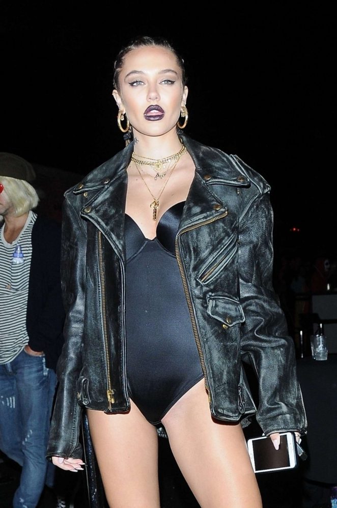 Delilah Hamlin - Outside Just Jared's 7th Annual Halloween Party in LA