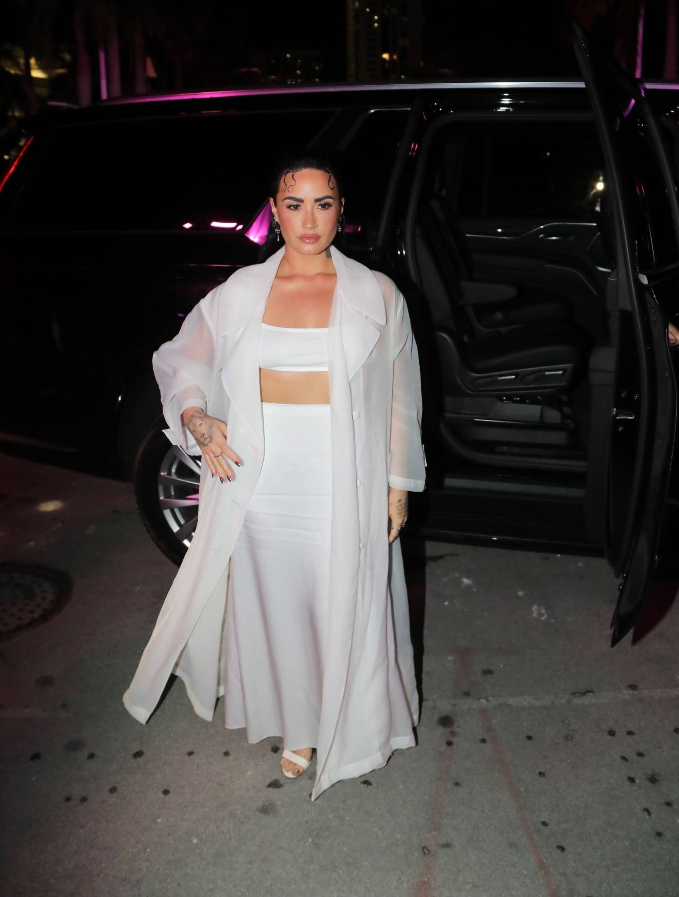 Demi Lovato 2023 : Demi Lovato – Attends the Boss fashion show in Miami-08