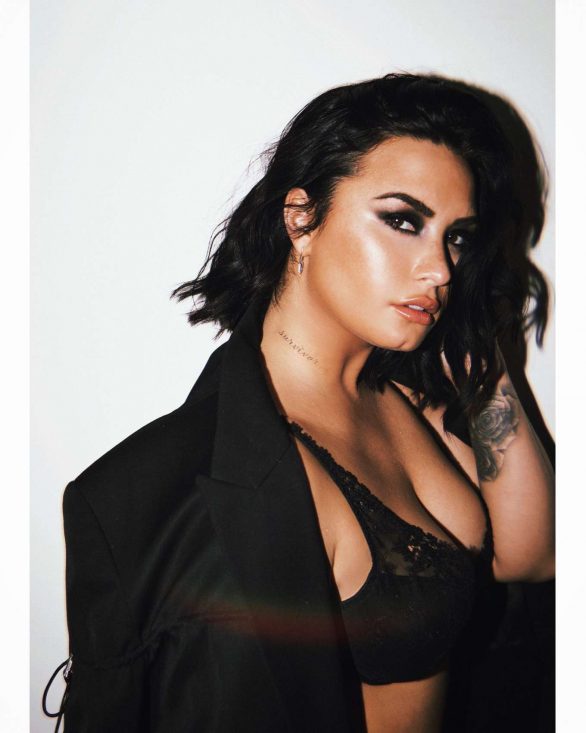 Demi Lovato by Angelo Kritikos Photoshoot (December 2019) adds