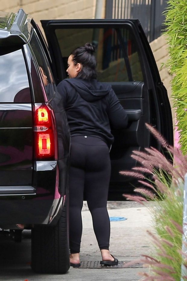 Demi Lovato - Heading to the gym in LA