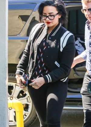 Demi Lovato in Tight Jeans out in Beverly Hills