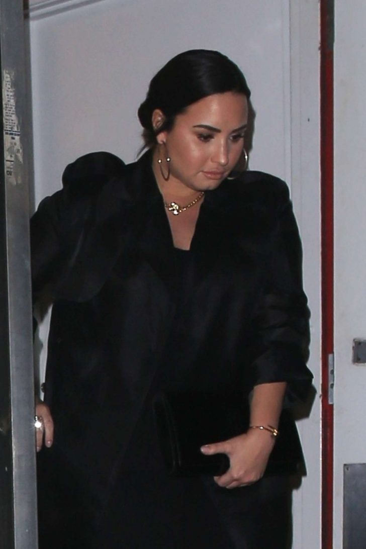 Demi Lovato - Leaving Craig's Restaurant in West Hollywood