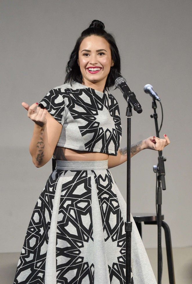 Demi Lovato - Meet The Musician: Demi Lovato 'Confident' in NYC