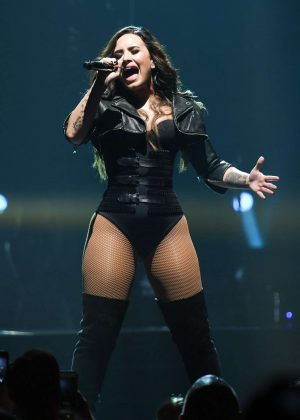 Demi Lovato - performing at her concert in Seattle