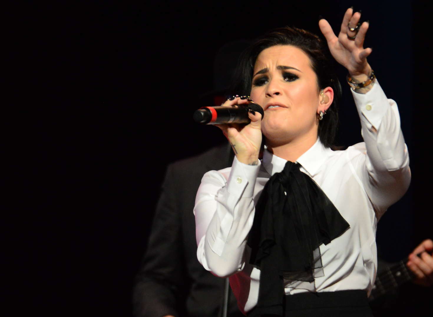 Demi Lovato 2016 : Demi Lovato: Performing with Elton John at the Wiltern -07